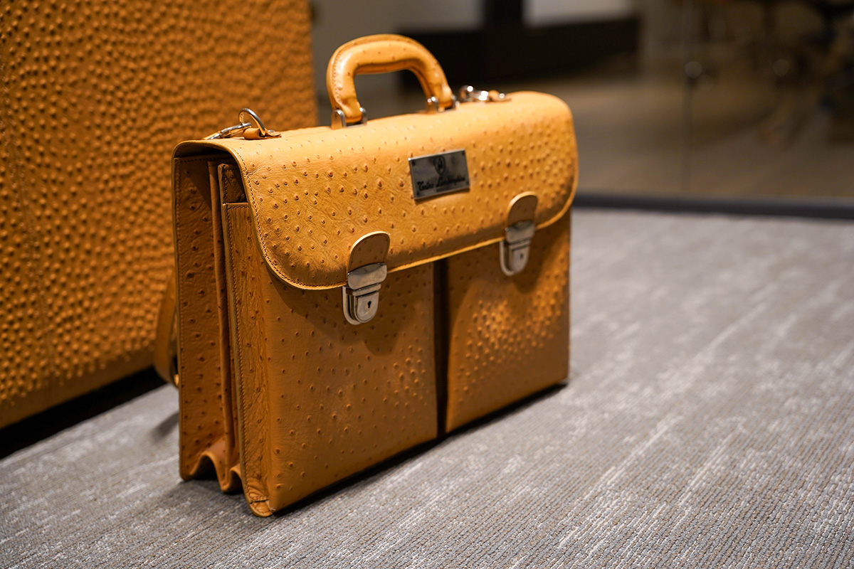 Dormitor modern cu design contemporan