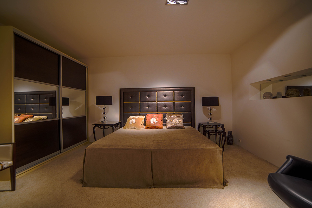 Dormitor modern cu design contemporan